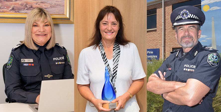 Medals awarded to long-serving police officers